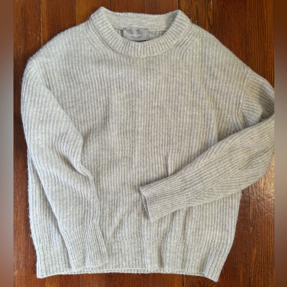 Everlane Light Cream Women’s Crewneck Sweater